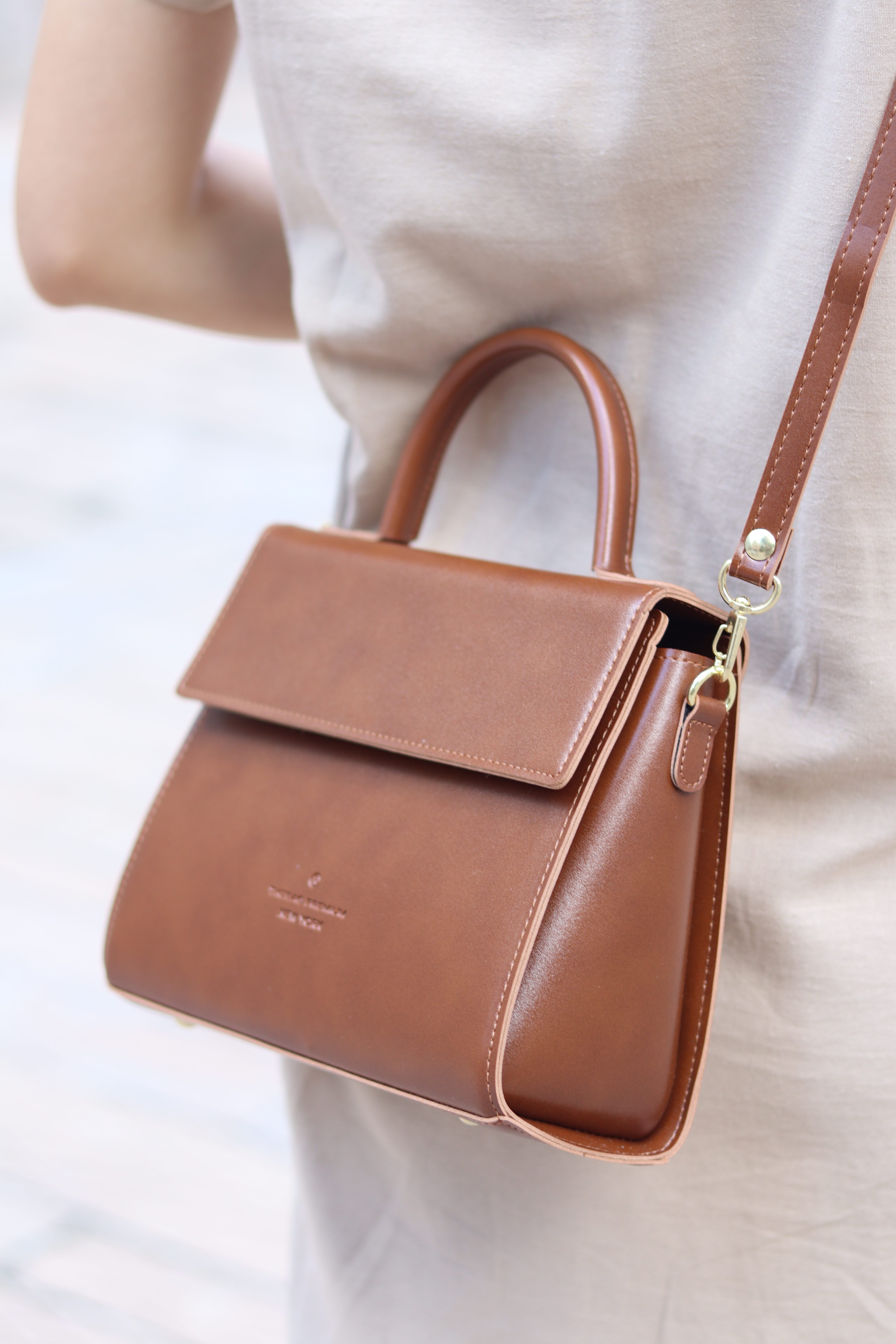 必買♡ 中等容量輕熟風手袋 5色入