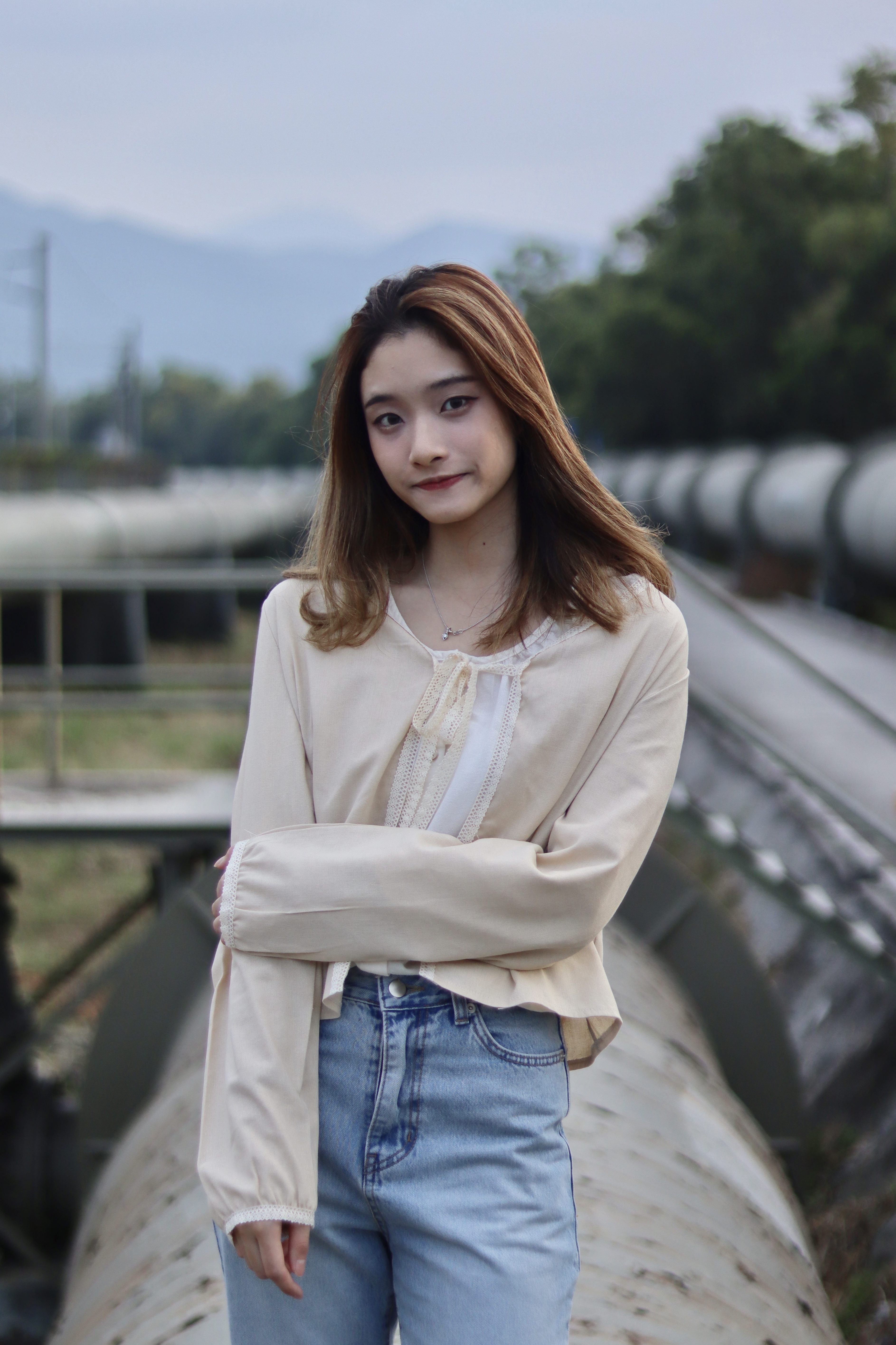 小花邊杏色外套