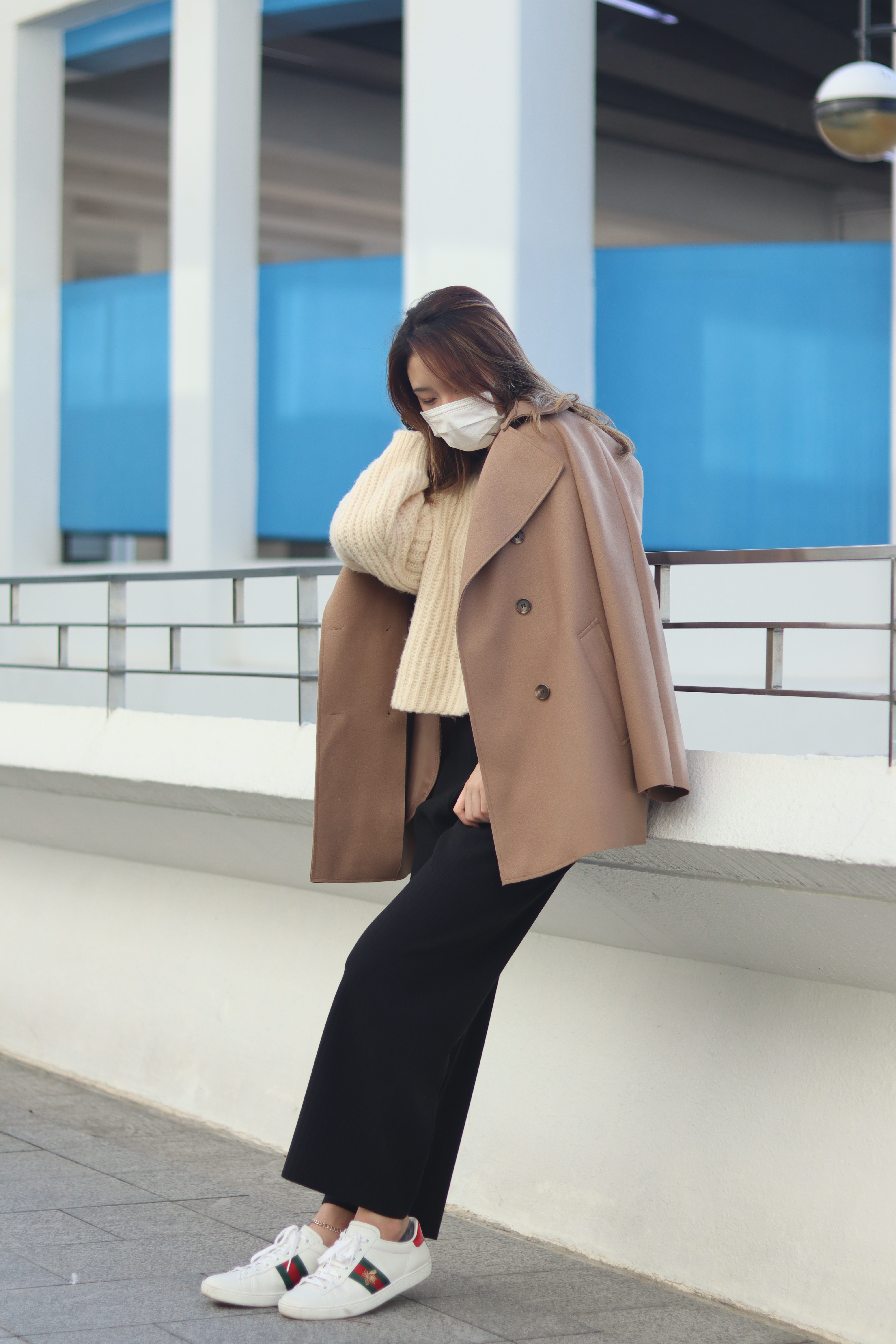 率性西裝領雙扣中長款大衣 (連後腰帶)