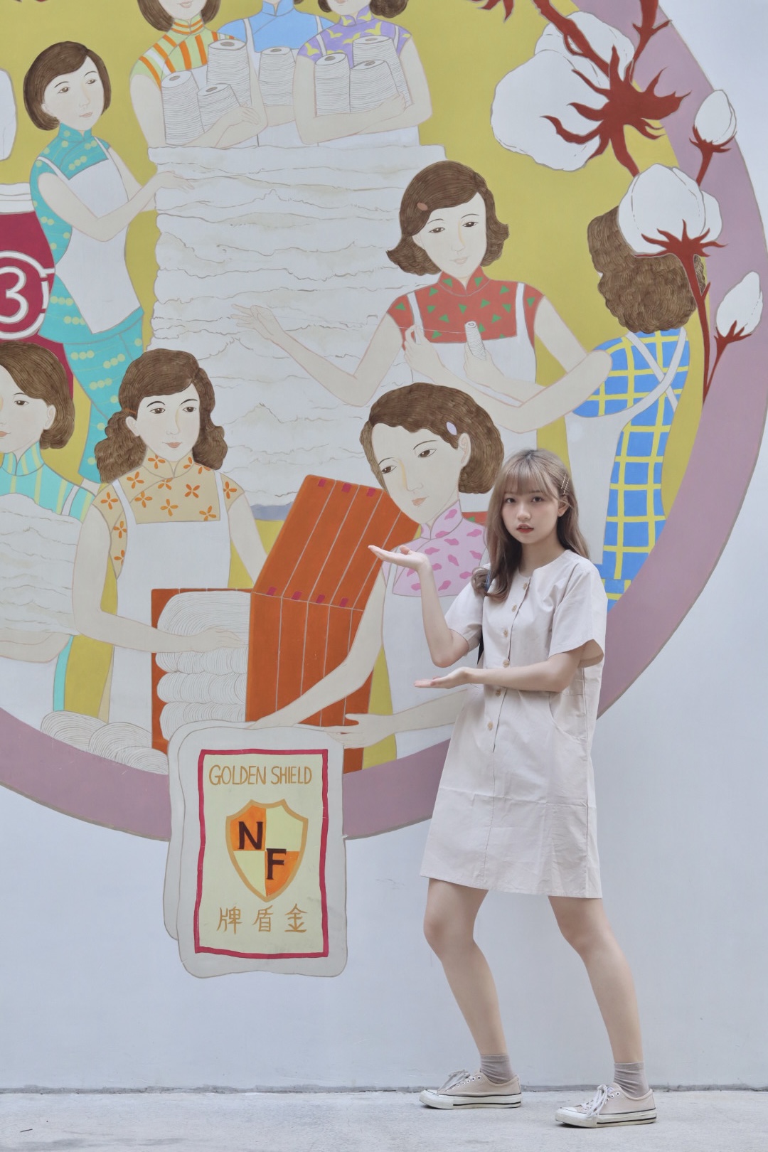 索索料混色鈕扣圓領有袋OPS 兩色入