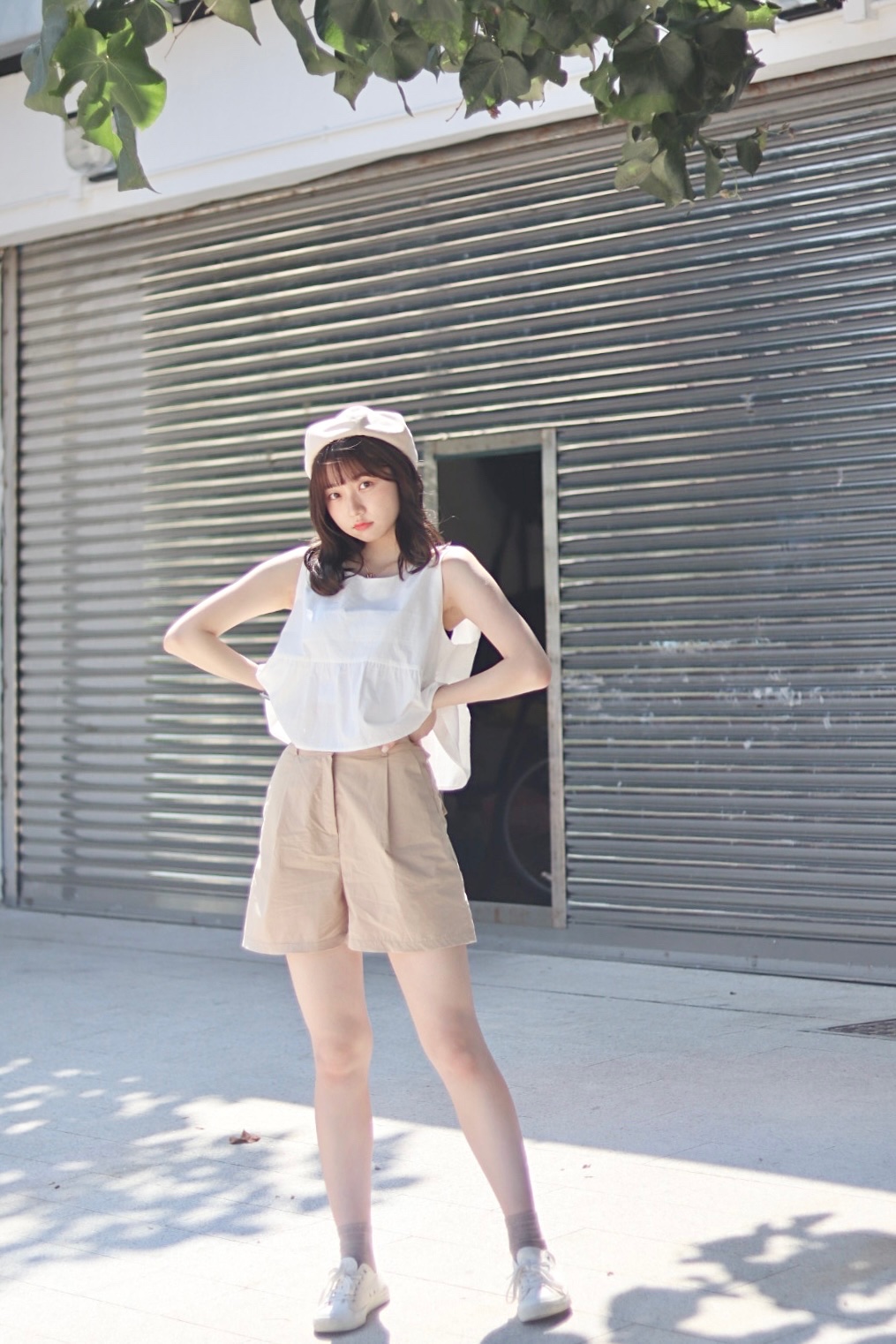 索索料雙銀扣高腰工裝顯瘦短褲 兩色入