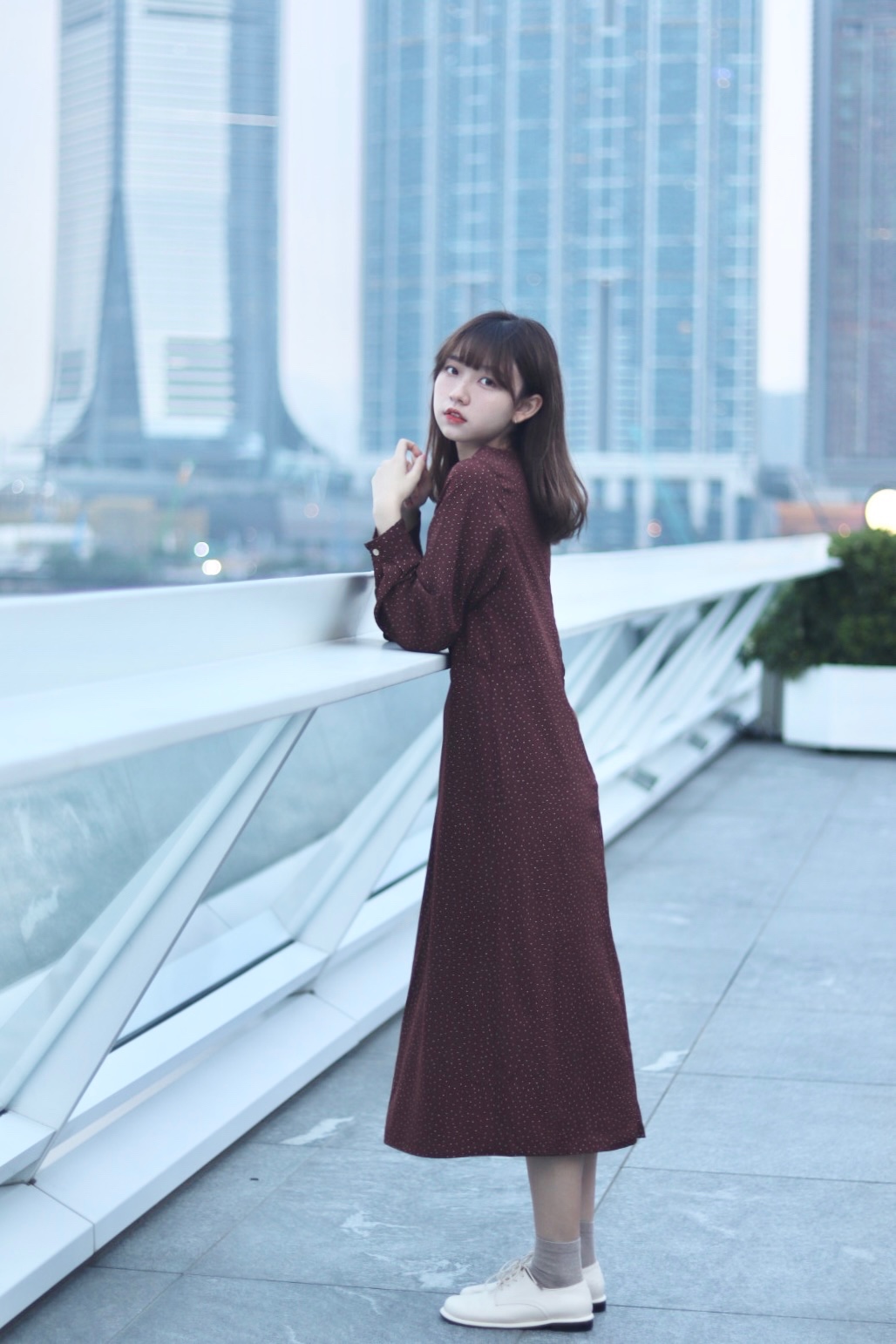 3amstudio.hk | 知性小V領低調波點長身OPS