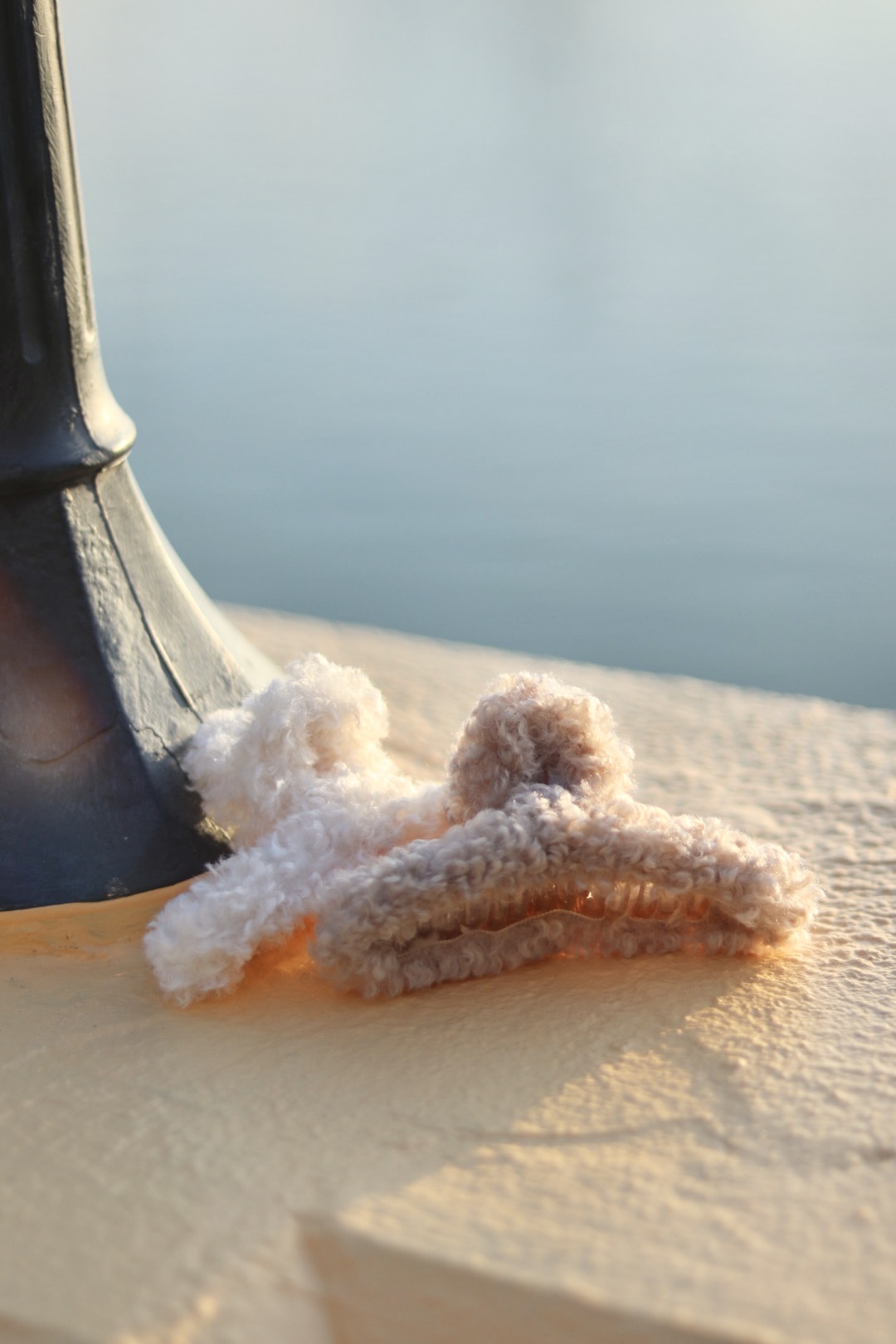 貴婦狗小卷毛鯊魚夾 兩色入