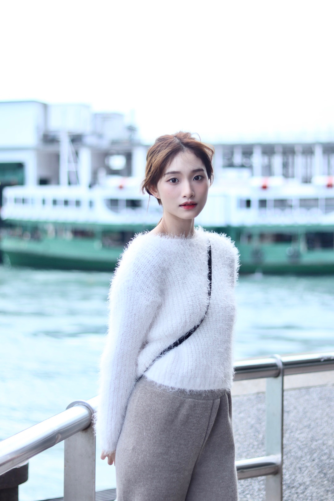 冬天必備! 雪人圓領針織毛毛上衣 新增至兩色入