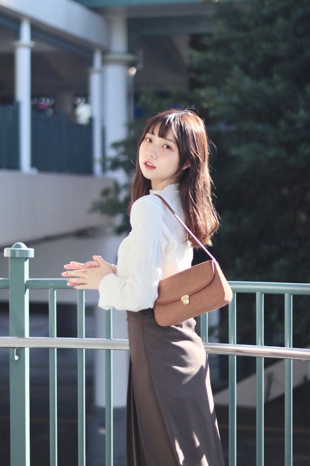 店主自留款 小企平領皺皺免熨百搭上衣