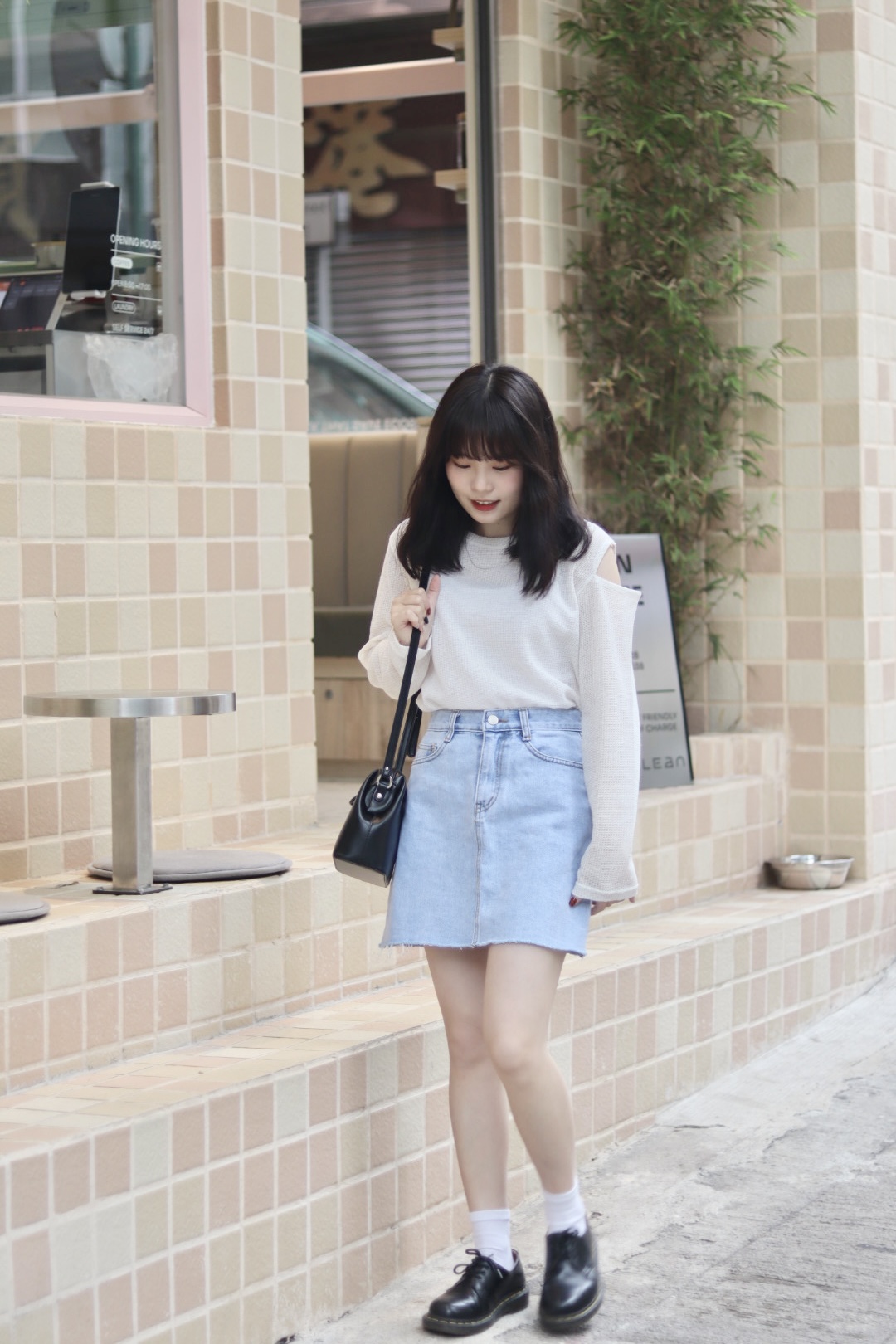 小個子限定!! 衣櫃必有的A字不修邊牛仔短裙