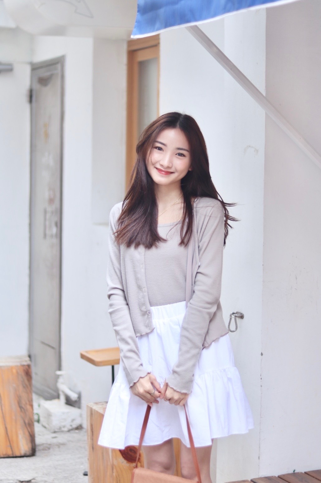 軟糯感波浪邊V領外套連背心套裝 新增至4色入