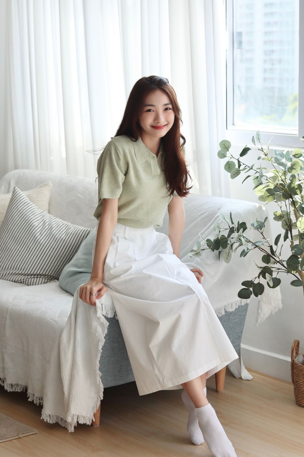 有分碼! 腰部收腰壓摺設計銀扣半截長裙