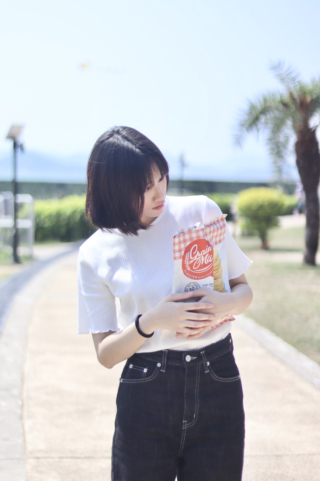 圓領小格子暗紋木耳邊上衣