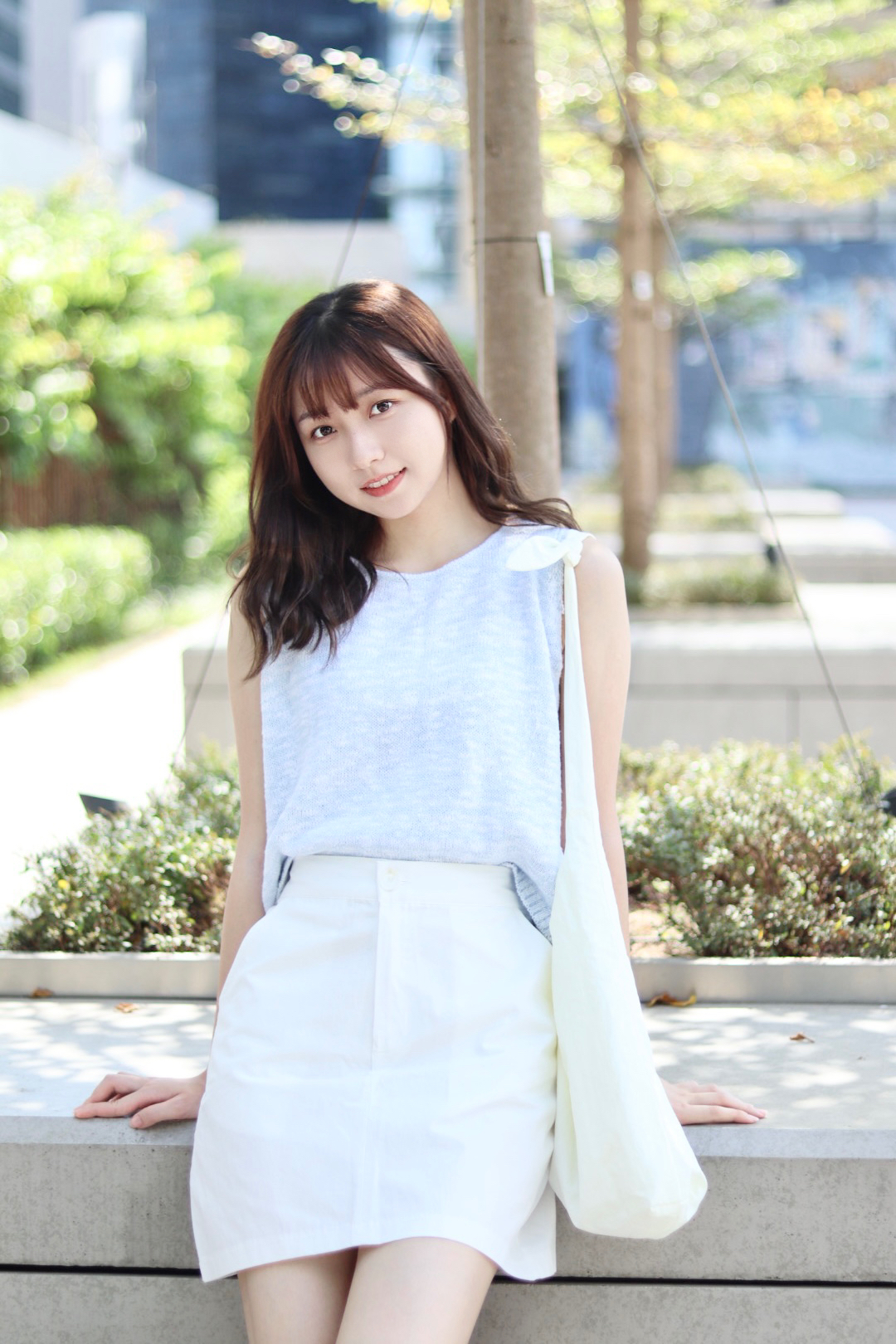 溫柔混色薄針織圓領背心