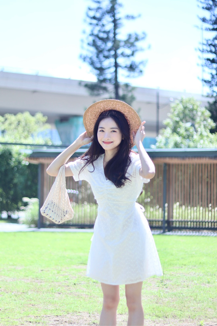 3amstudio.hk | V領抓胸溫柔碎花OPS