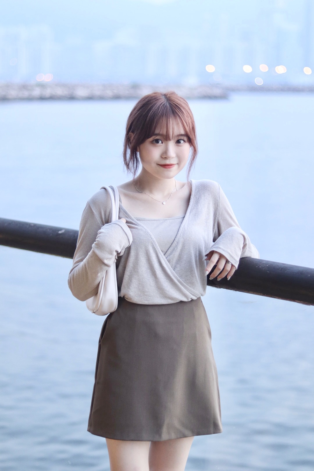 店主和Cindy自留! 薄身交叉疊布兩件套 兩色入