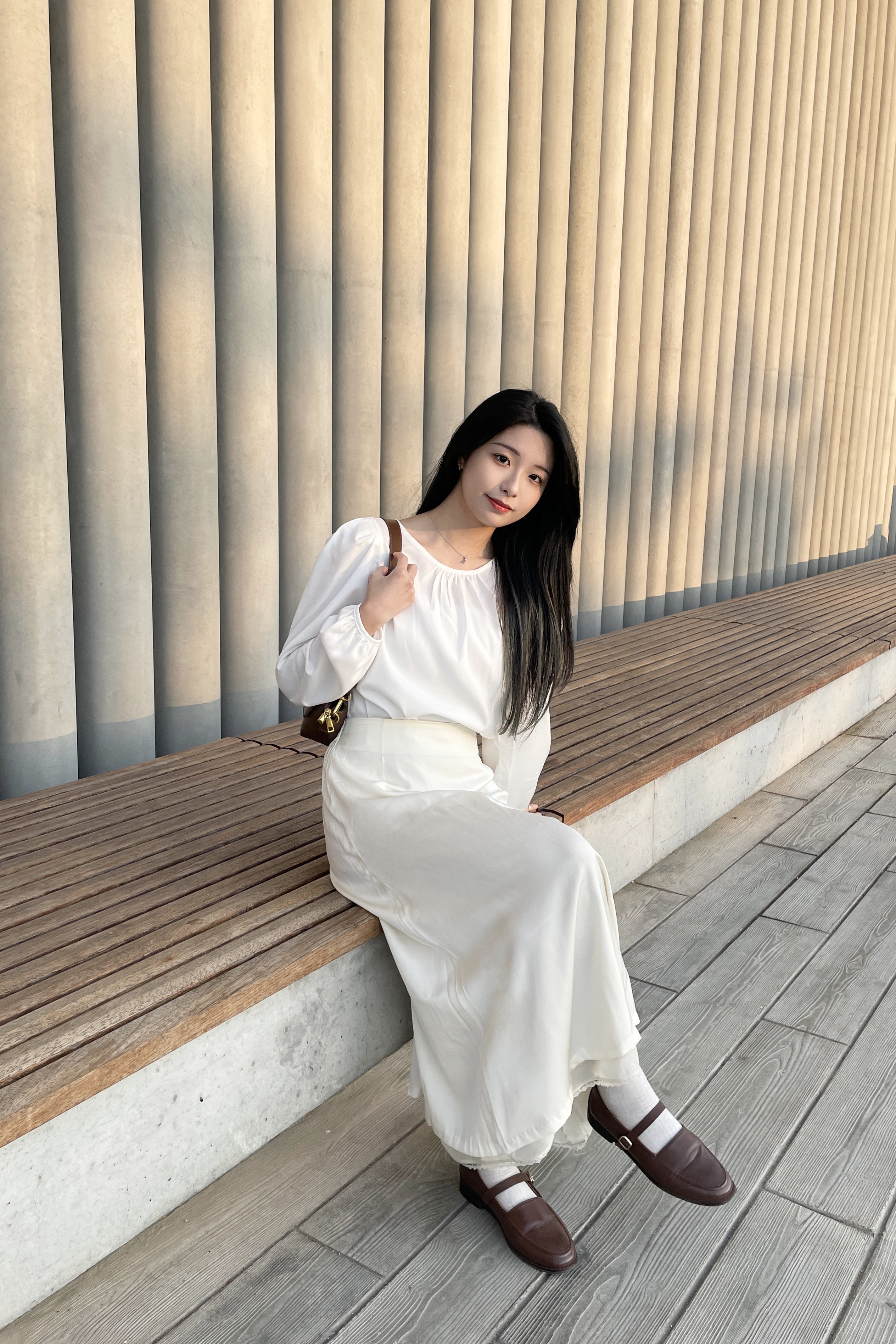 3amstudio.hk | 半橡筋腰雪紡滑身飄逸花花layer半截長裙