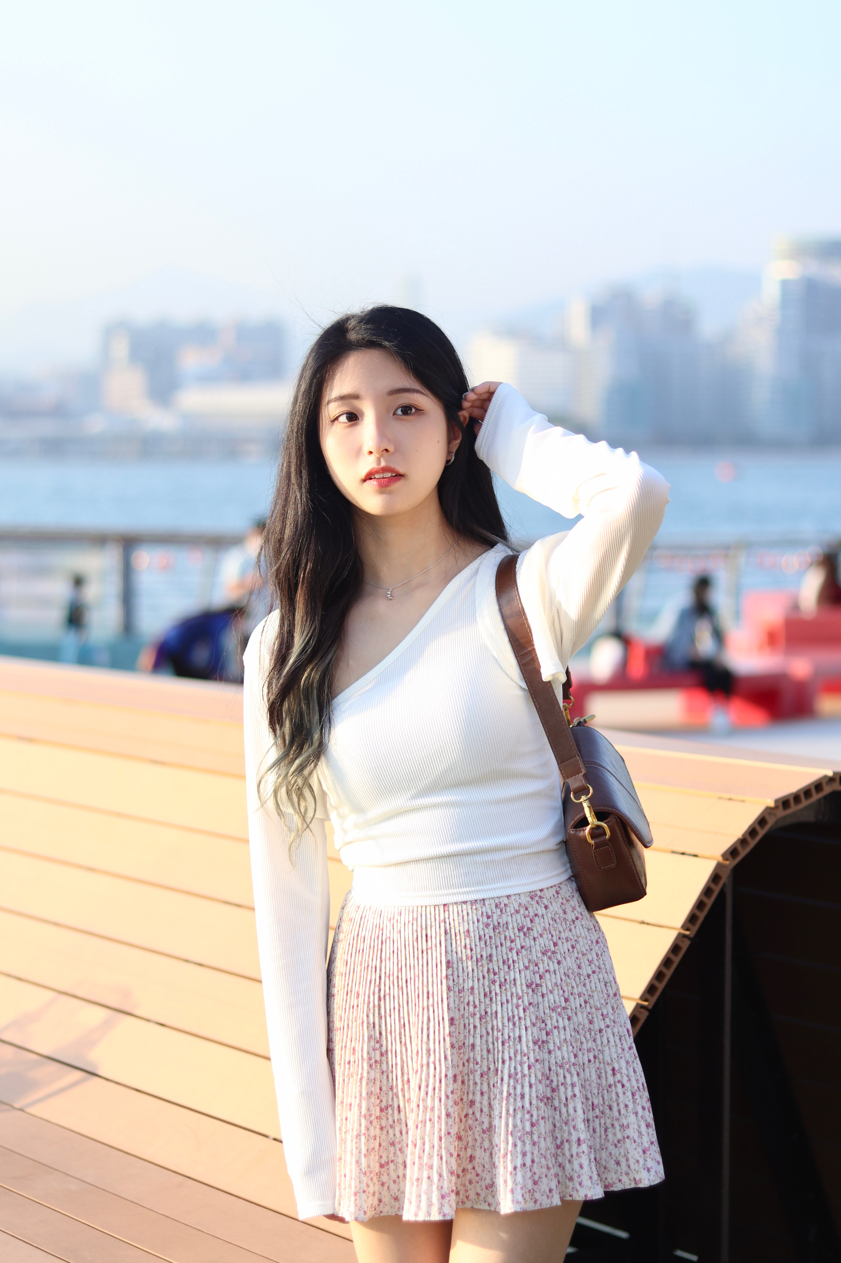 不規則露肩直紋背心連無鈕扣外套套裝 兩色入