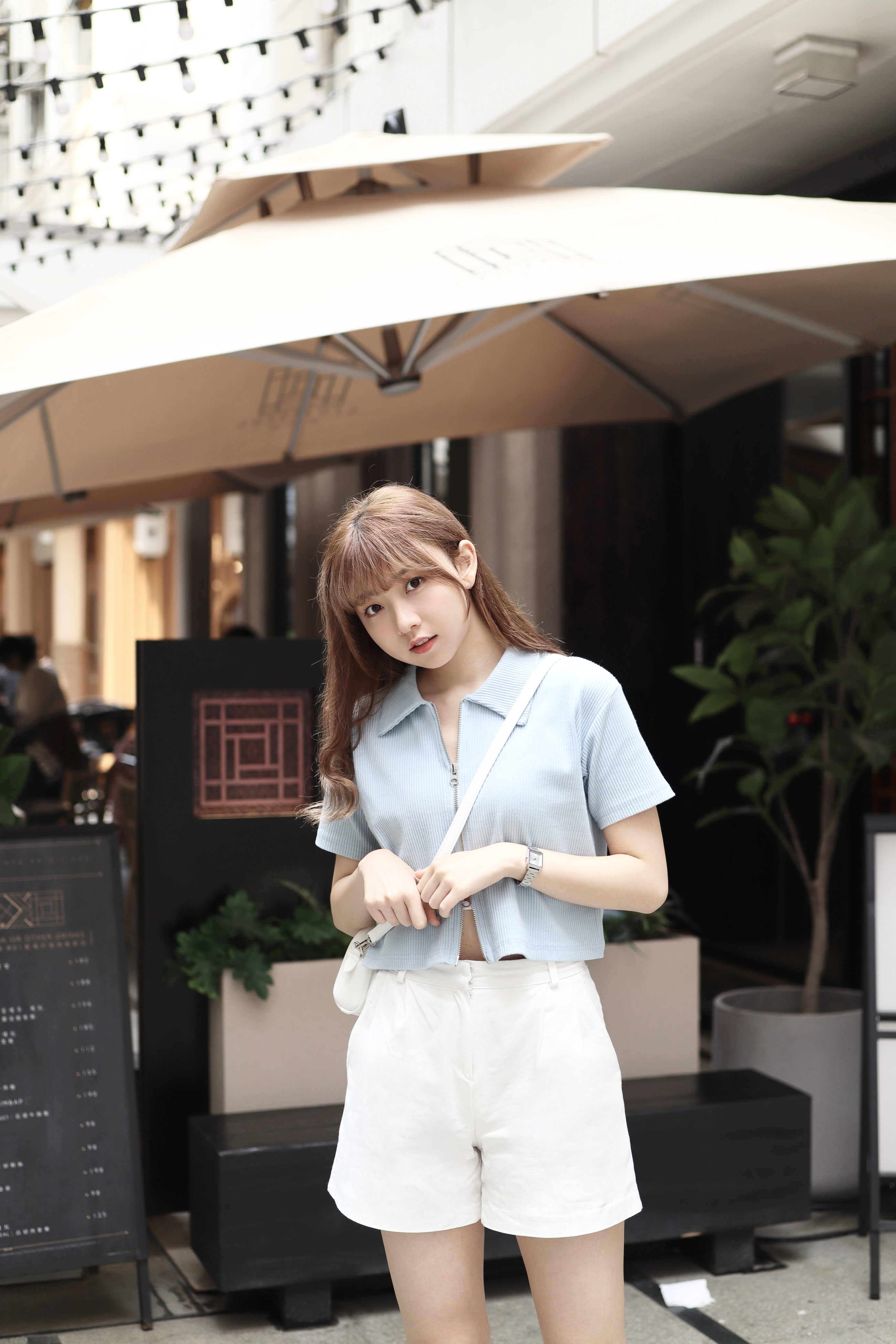 翻領直暗紋上下拉鏈調節上衣 新增至3色入