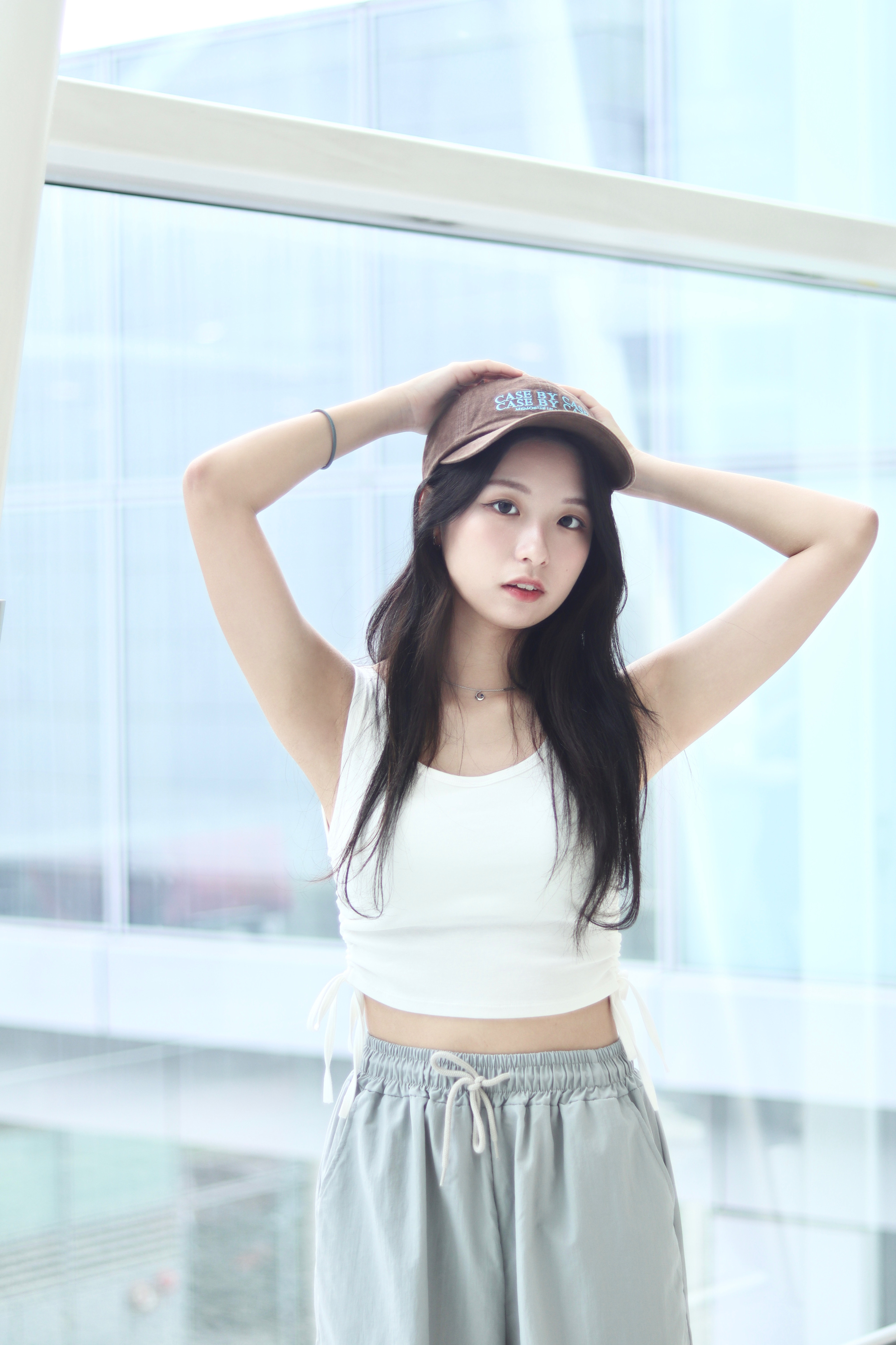 (預訂) 圓領可收腰綁結連胸墊短版緊身背心