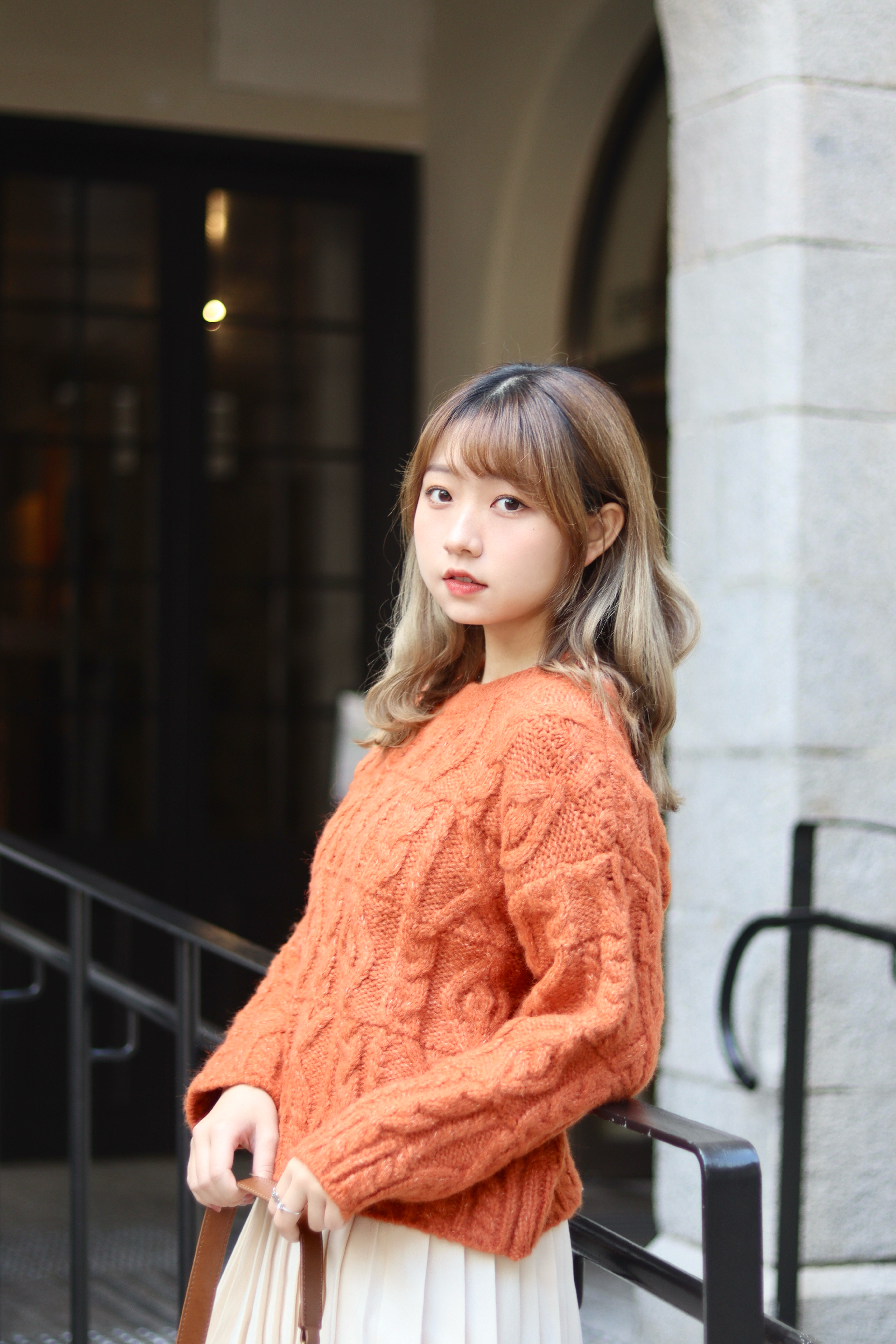 Wool 10%! 經典凹凸麻花紋理落肩設計冷衫