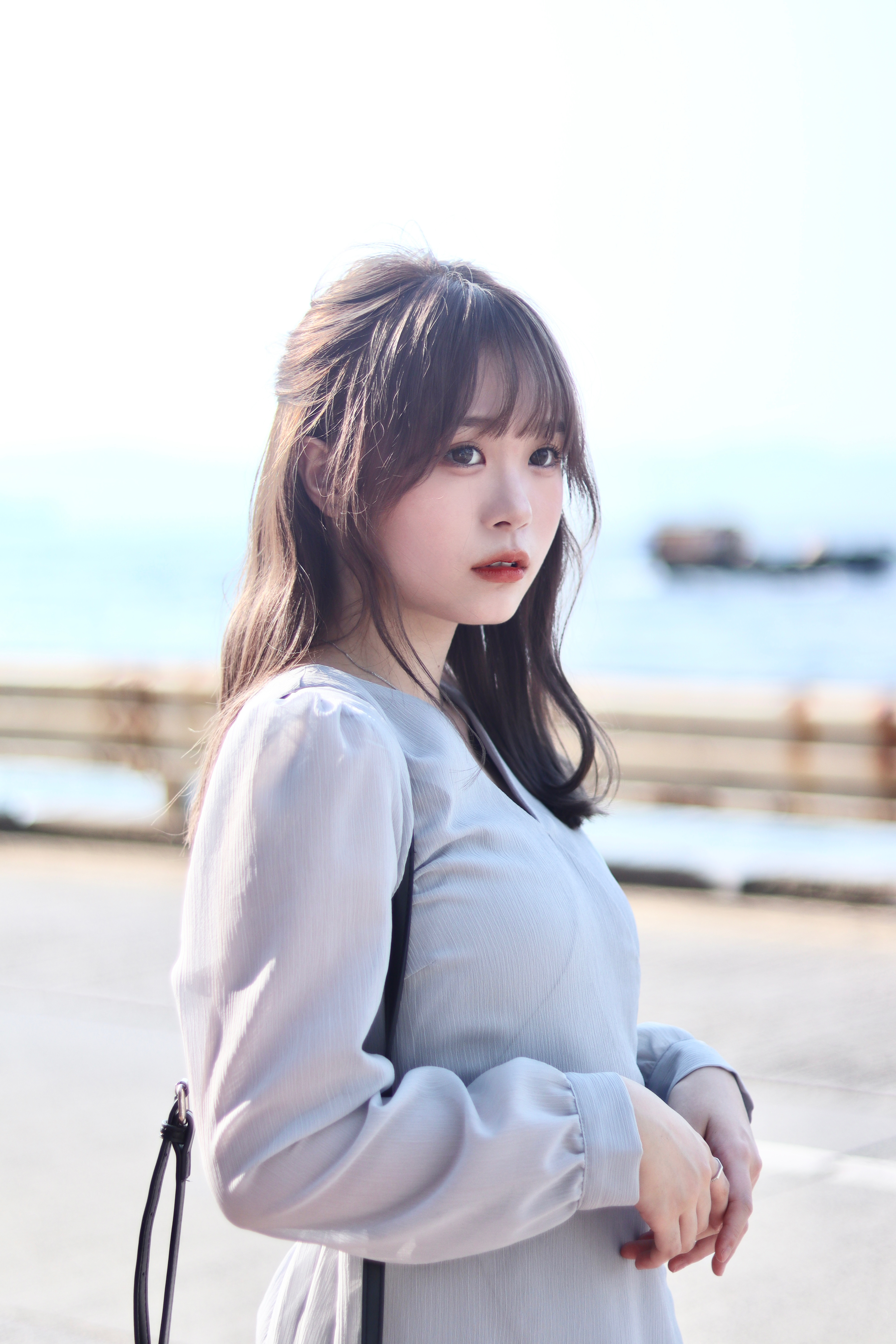 3amstudio.hk | 知性雪紡V領束腰不規則設計OPS 新增至兩色入