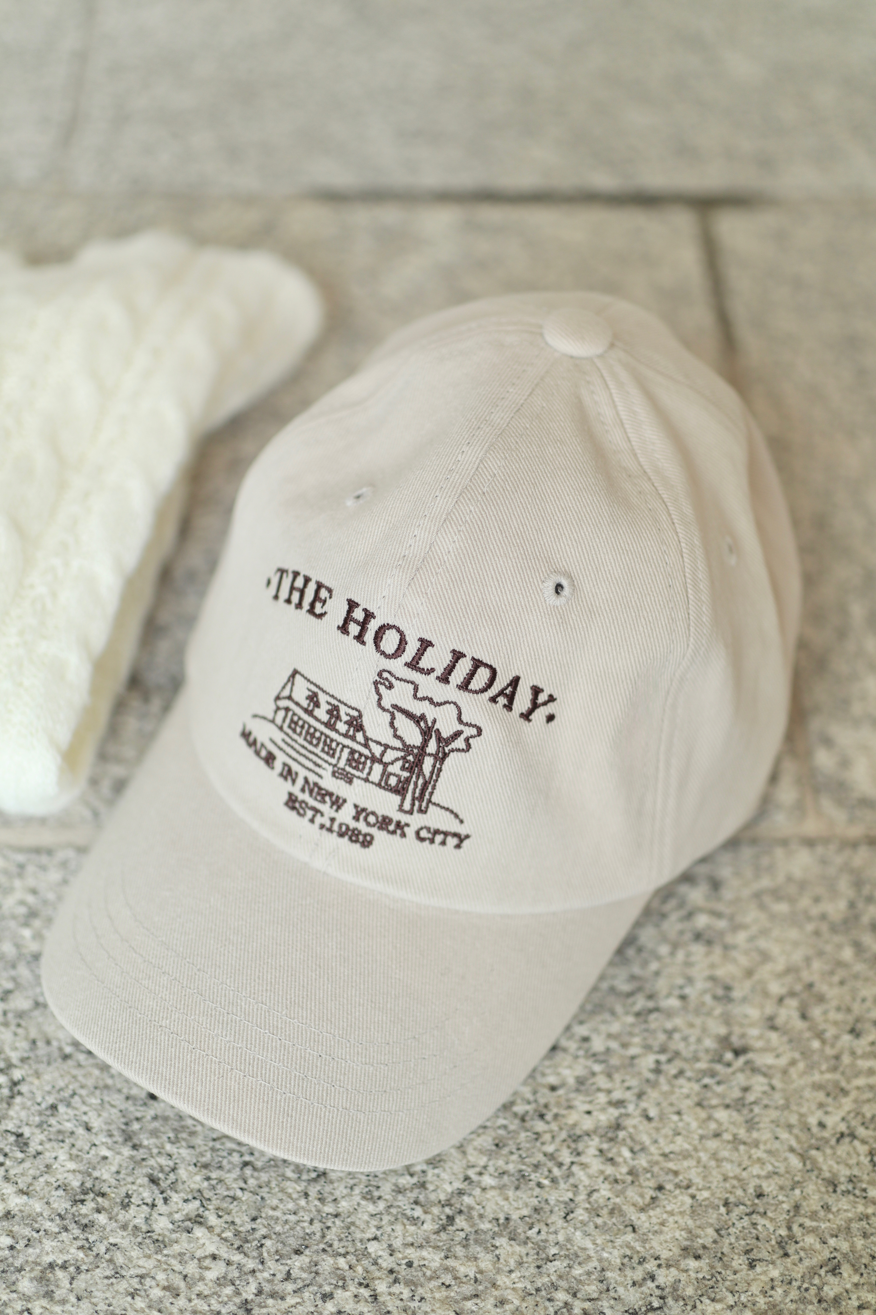 灰tone大地配色刺繡郊野圖案可調節Cap帽