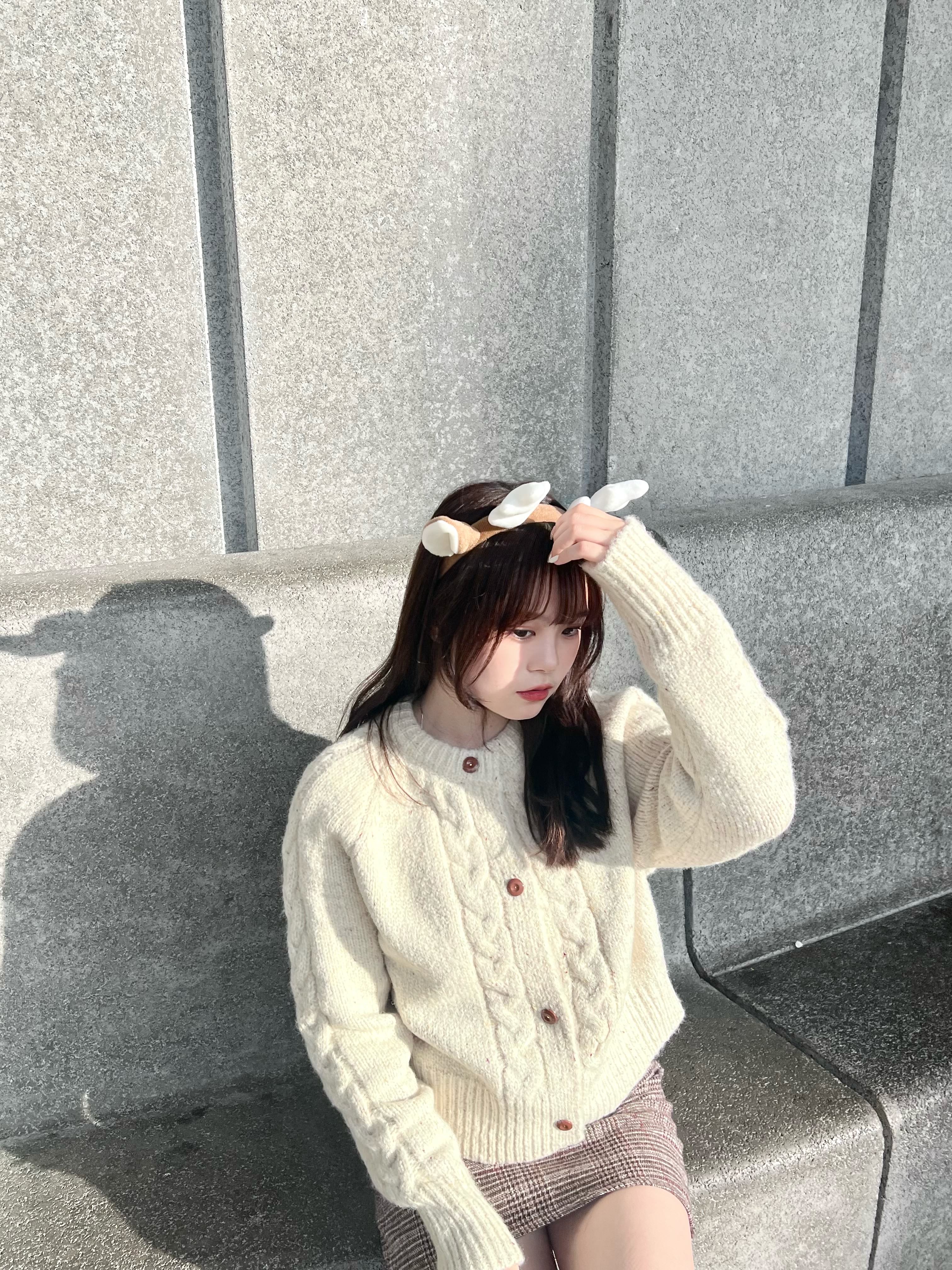 親膚厚身麻花圓領無肩線混冷外套 兩色入