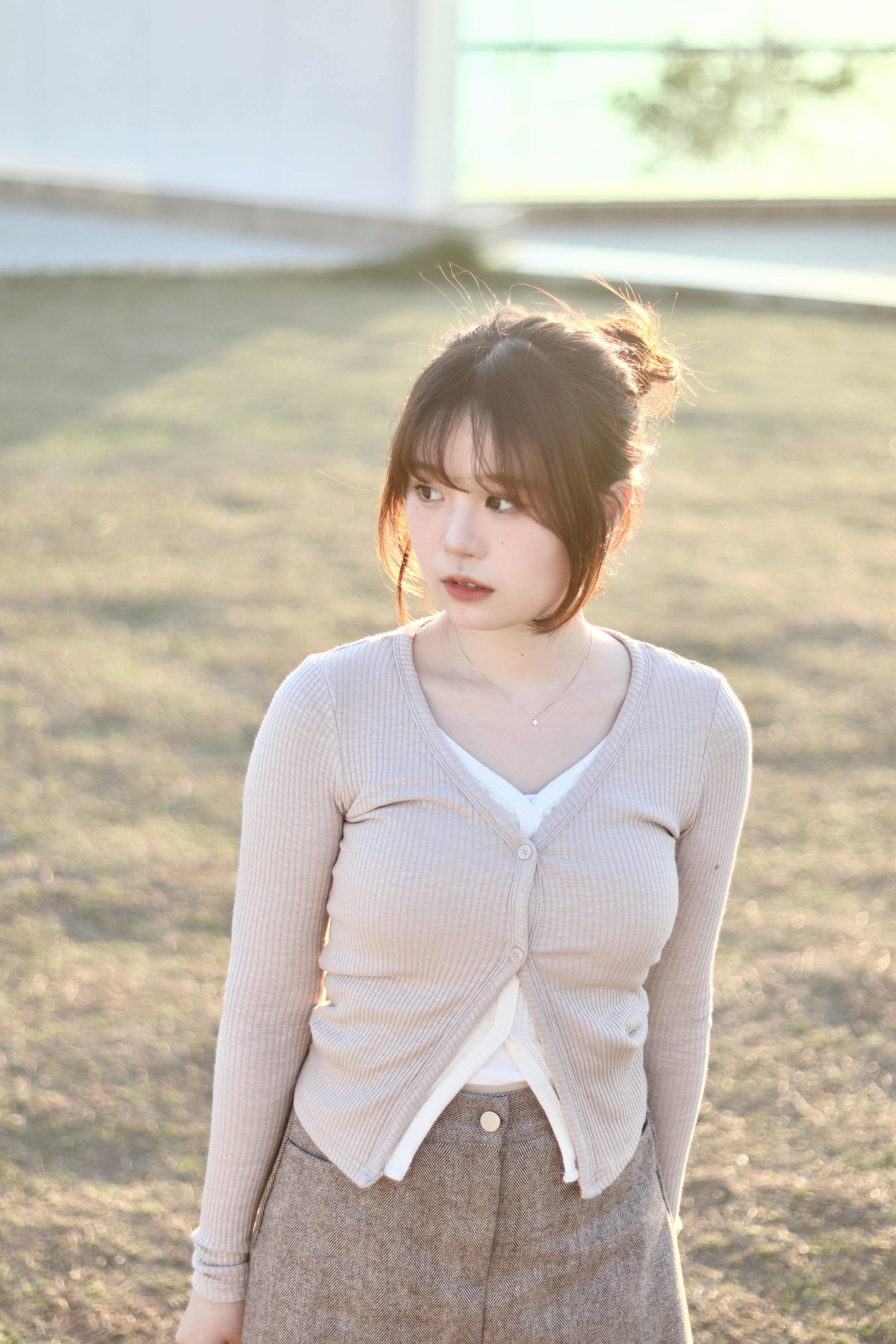 (預訂) 假兩件大彈性拼色上衣 兩色入