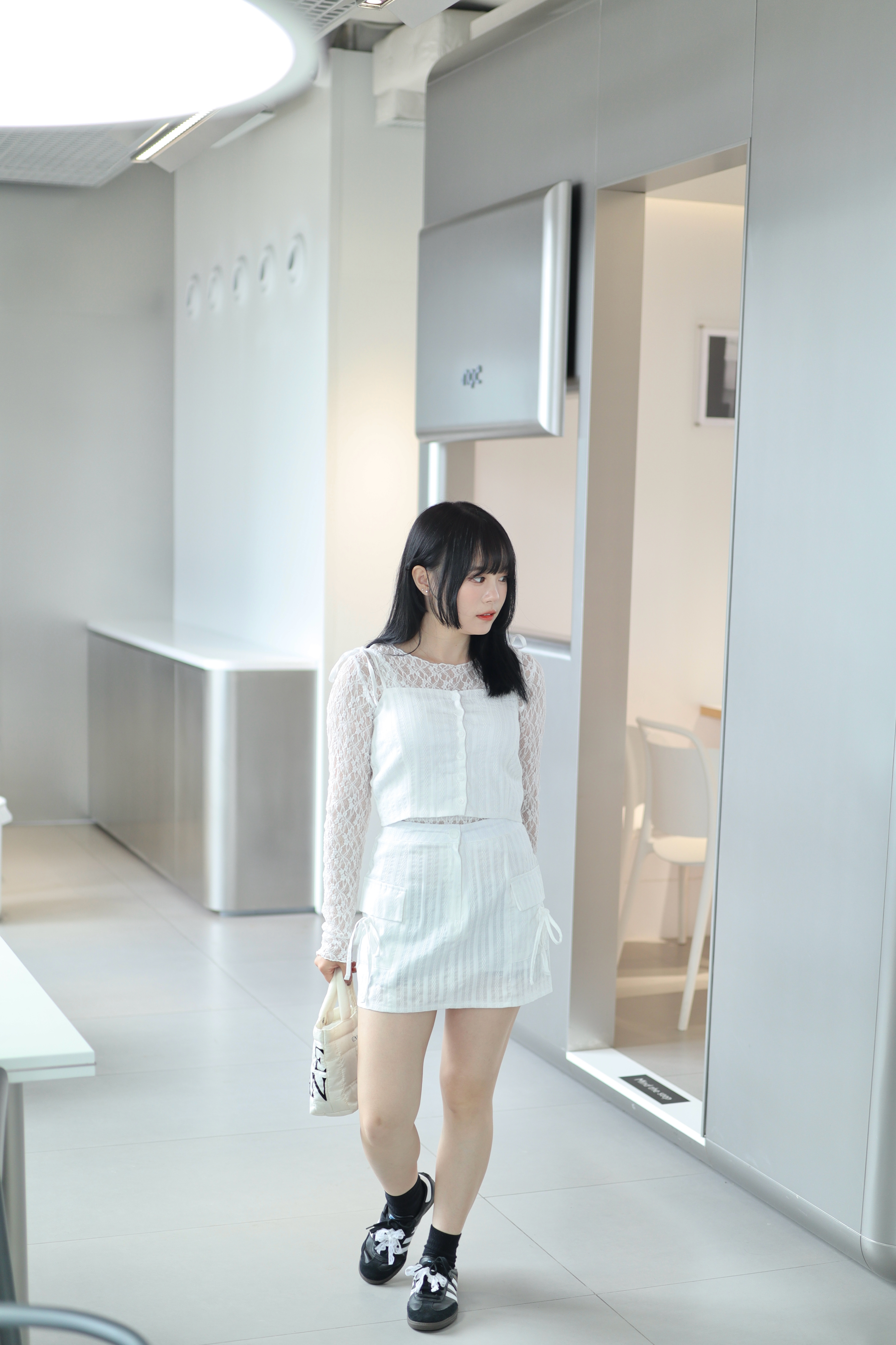 白色細紋蝴蝶結吊帶半截裙套裝 (可分開買!)